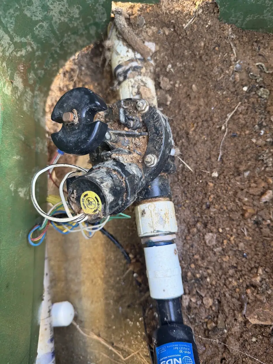 Inline sprinkler valve with a drip irrigation filter in a valve box